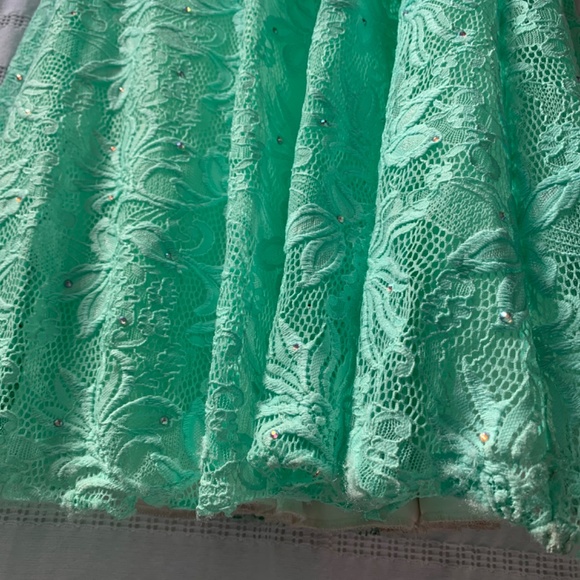 La Femme Prom Dress Midriff Cutout Green Lace Fitted Maxi Formal Grad 💫 - Picture 13 of 17